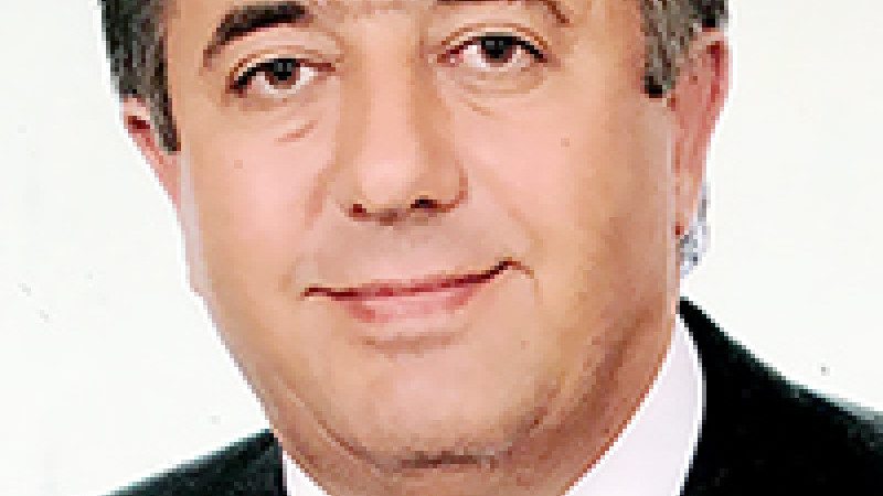 Mesut Erkoyun - Emekli Bankacı